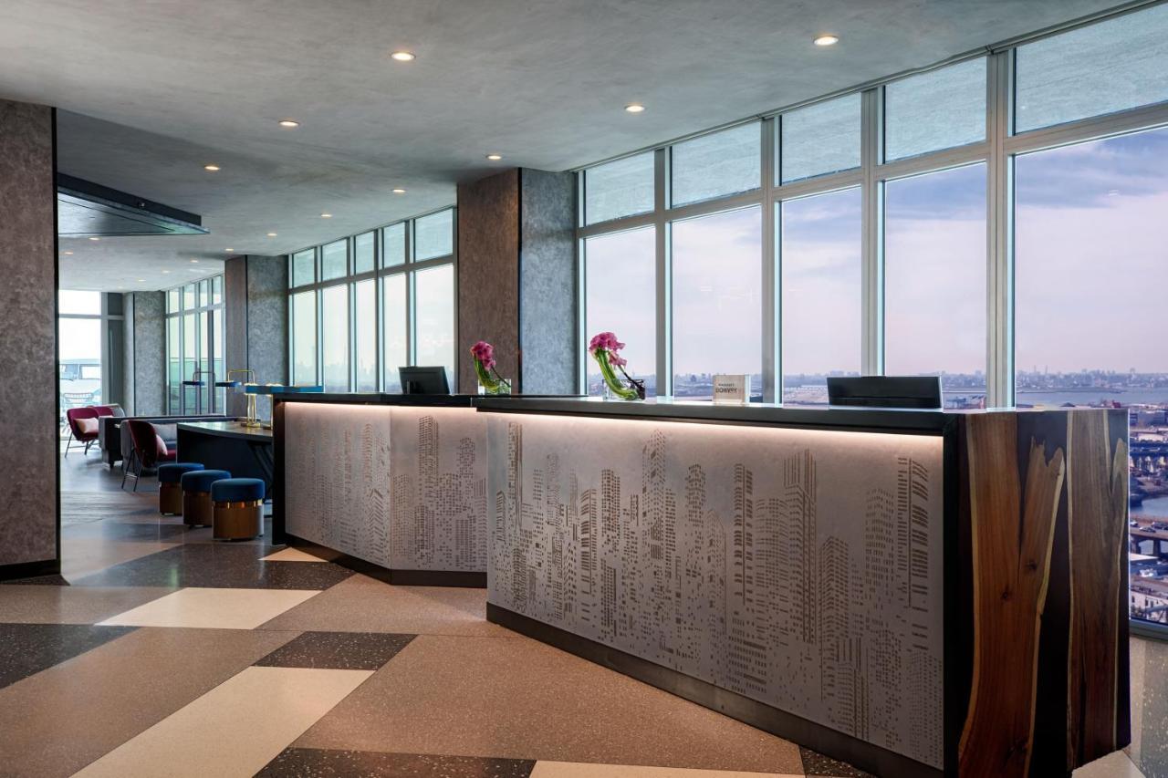 Renaissance New York Flushing Hotel At Tangram Екстер'єр фото