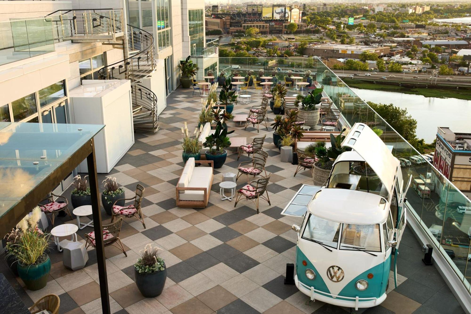 Renaissance New York Flushing Hotel At Tangram Екстер'єр фото