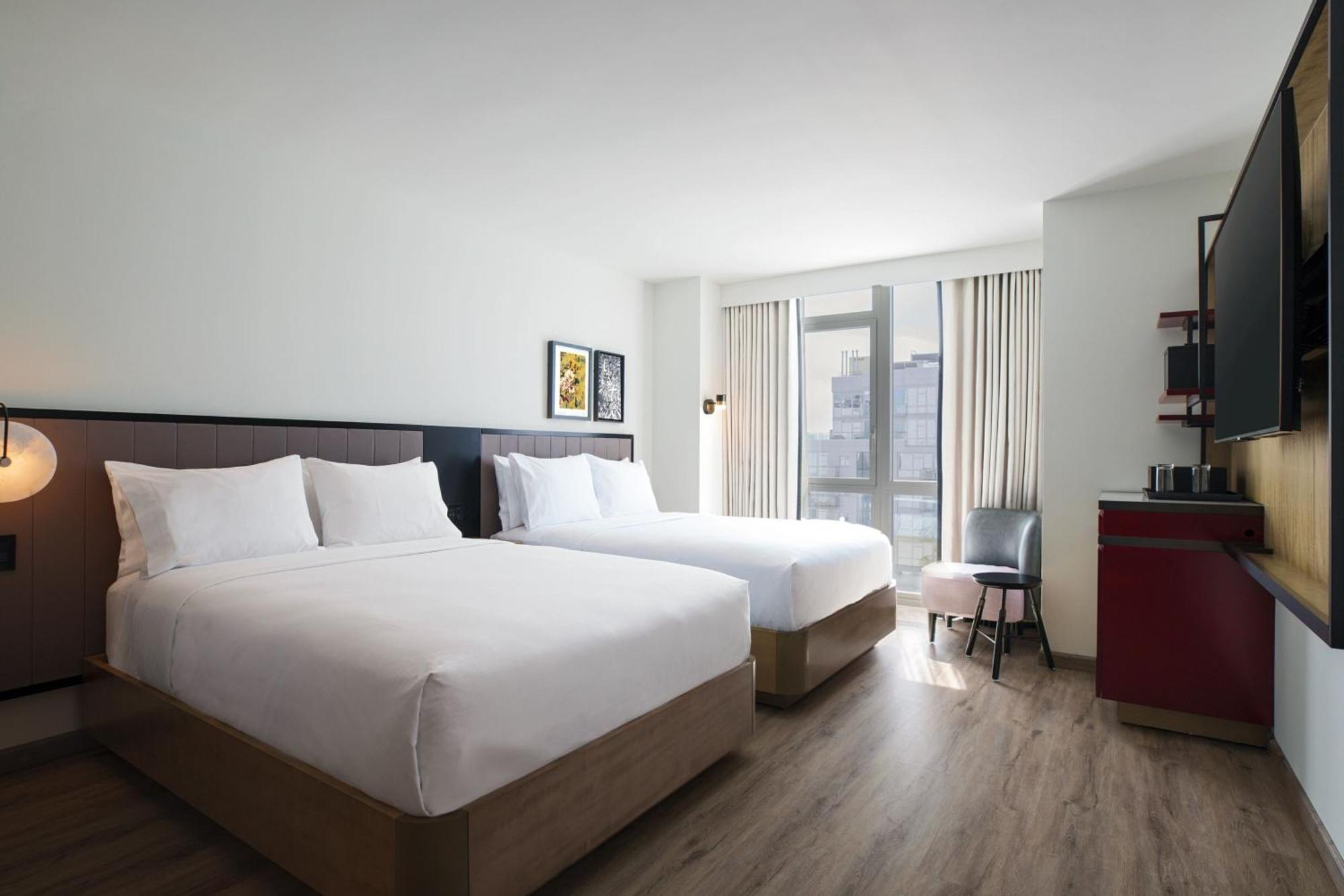 Renaissance New York Flushing Hotel At Tangram Екстер'єр фото