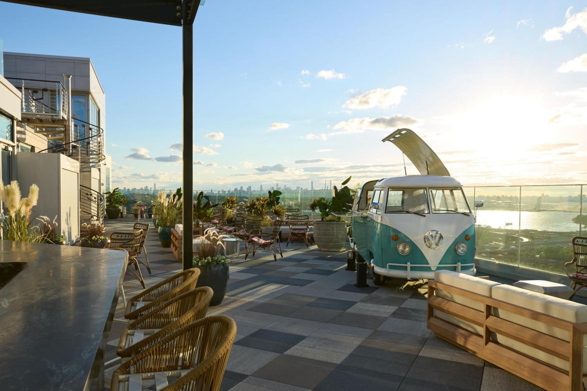 Renaissance New York Flushing Hotel At Tangram Екстер'єр фото